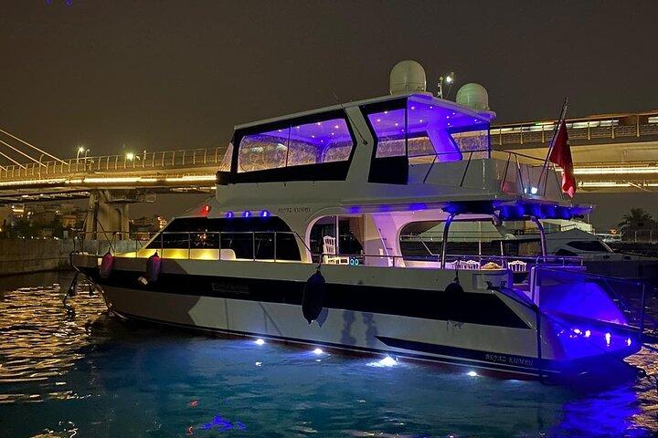 2 Hour Truly Private Yacht Exclusively for Family and Friends
