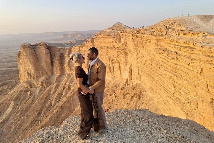 Premier Private Edge of The World Tour in Riyadh: Sunrise/Sunset