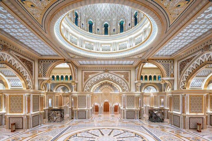 Private Abu Dhabi City Tour Mosque Qasr Al Watan and Louvre