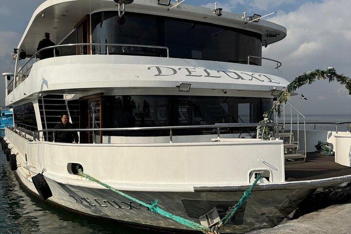 Istanbul Full Day Princess Islands Tour with Lunch