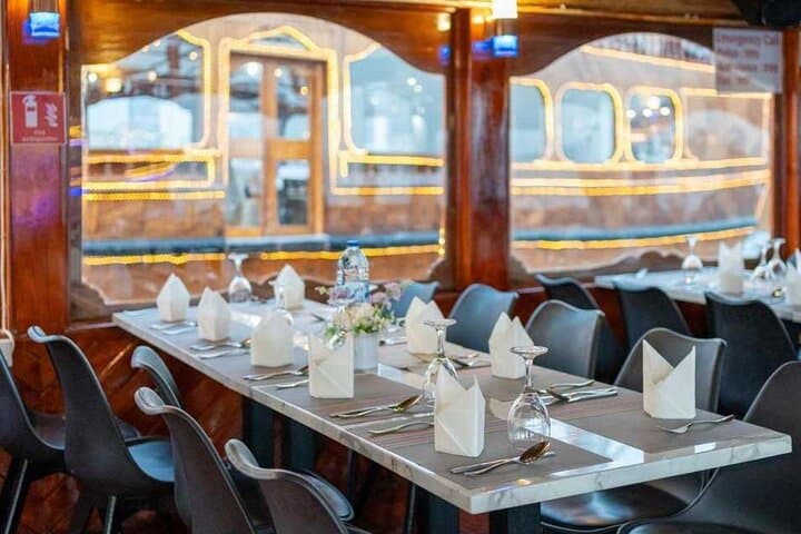 Dubai New Years Cruise 2026 -Free Gifts & Burj Khalifa Fireworks