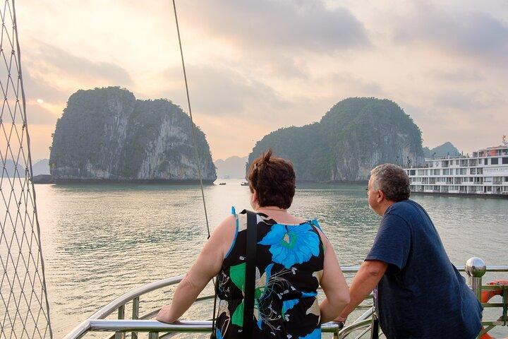 6 Days Vietnam Highlights Tour from Hanoi to Ho Chi Minh City