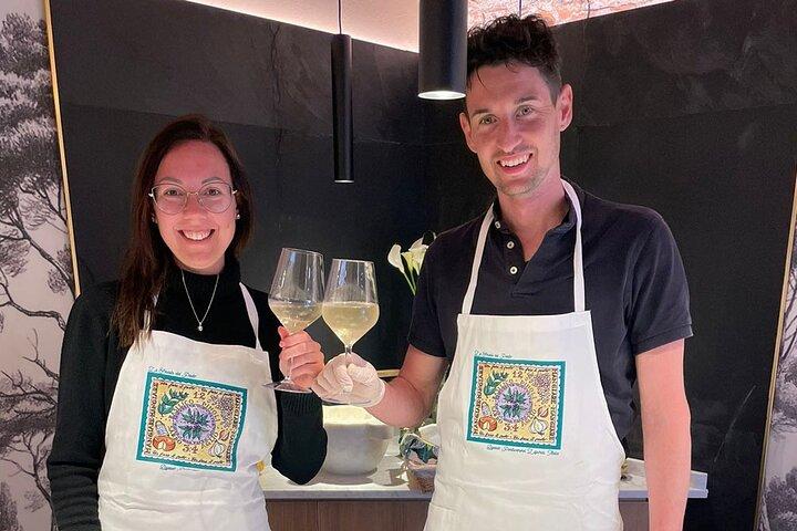 Pesto Class in Porto Venere with Pasta and Wine near Cinque Terre