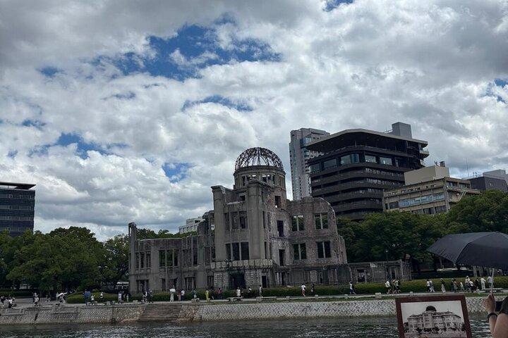 Hiroshima Peace Memorial Park and Atomic Bomb Dome Private Tour