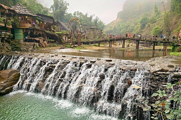 Private Cat Cat Village Scenic Walk with Local Guide from Sapa