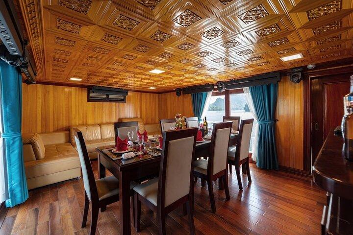 Private Cruise from Ha Long Bay - Lan Ha Bay - Bai Tu Long Bay