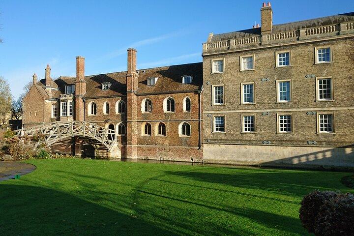 The Most Entertaining Tour of Cambridge by An Ex-Student
