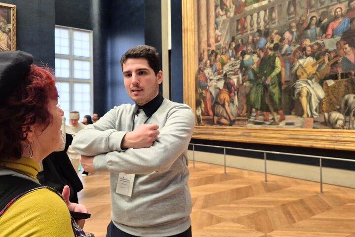 Louvre Museum Must-Sees Small-Group French Guided Tour & Access