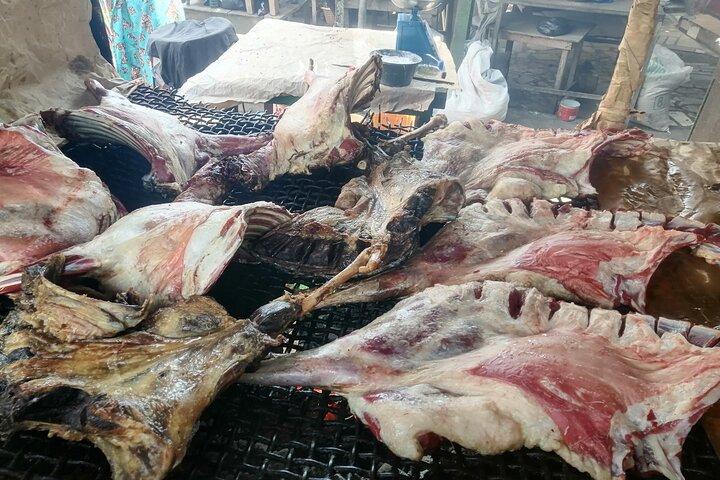 Makola & Kantamanto market food tasting - Private Tour