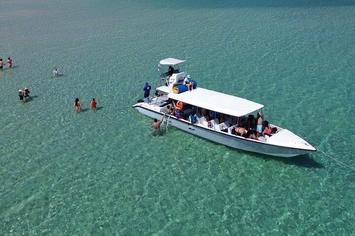 Full day in the Pearl Archipelago