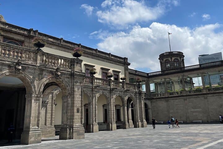 EXCLUSIVE TOUR Chapultepec Castle - Small Groups