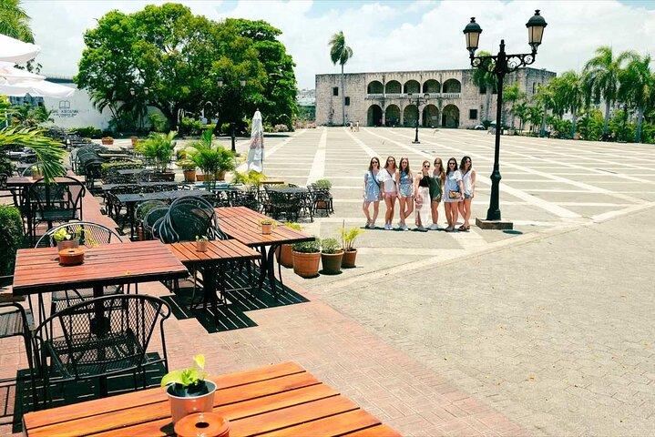 Santo Domingo Day Tour from Punta Cana: Colonial Zone & Tres Ojos