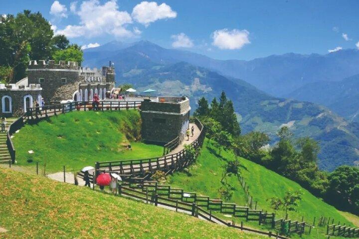 Taichung Cingjing Farm & Sun Moon Lake Day Tour