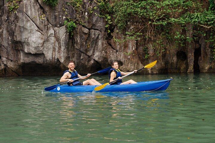Ha Long Bay Day Cruise in One Day Tour
