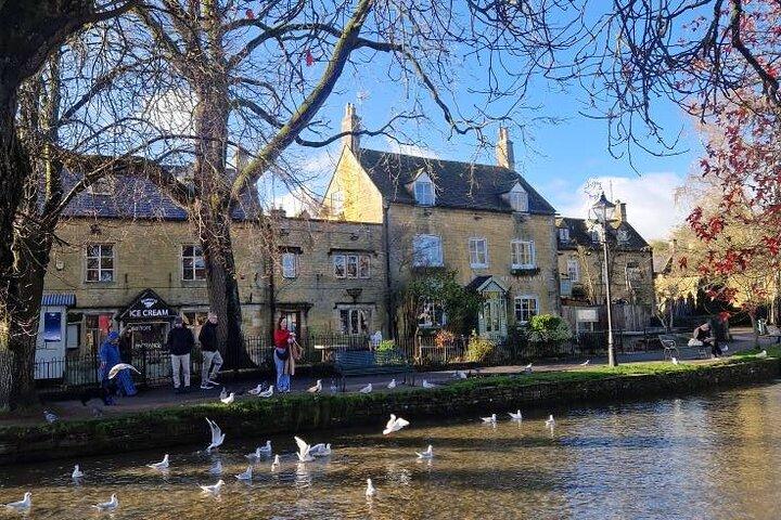 Stonehenge & Cotswolds Small Group Tour from London