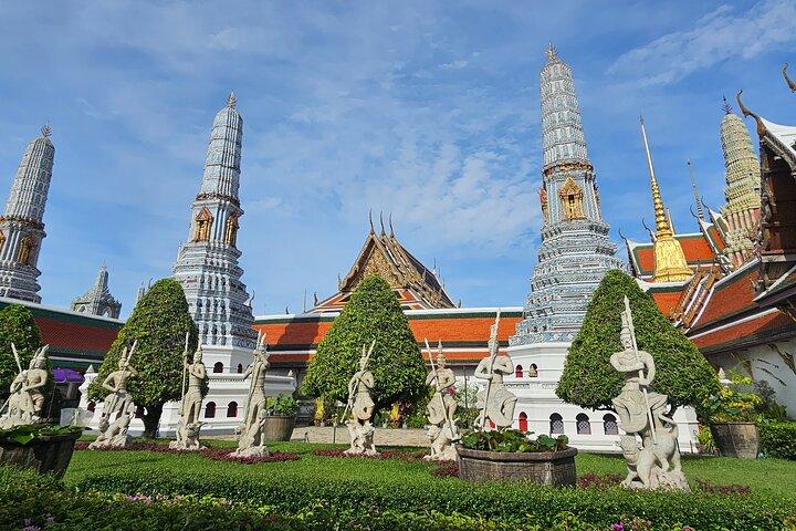 Private Tour to Grand Palace and the Temples of Bangkok