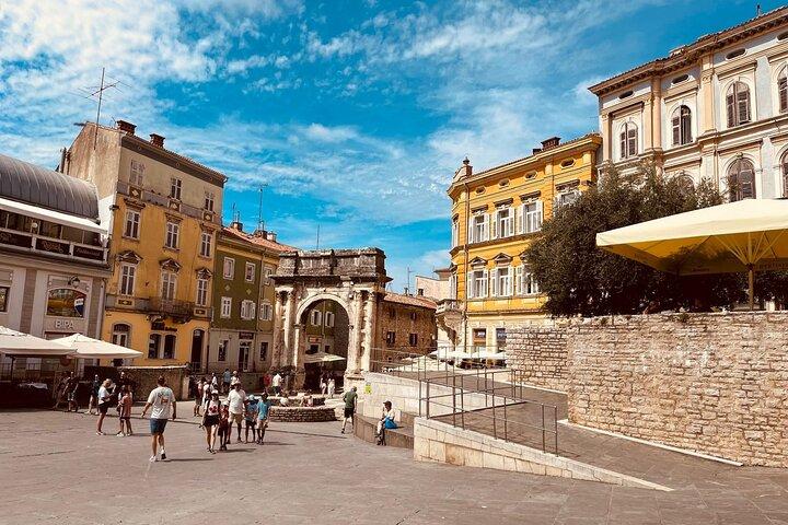 Pula Walking Tour with a Local History Teacher