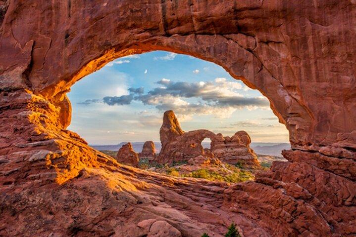 Arches National Park Self Guided Driving Audio Tour