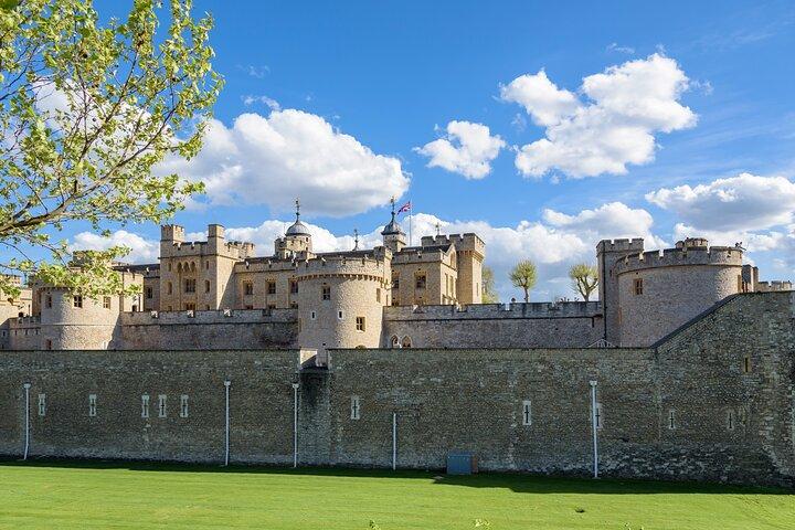 Tower of London Crown Jewels and All Hallows Church Private Tour