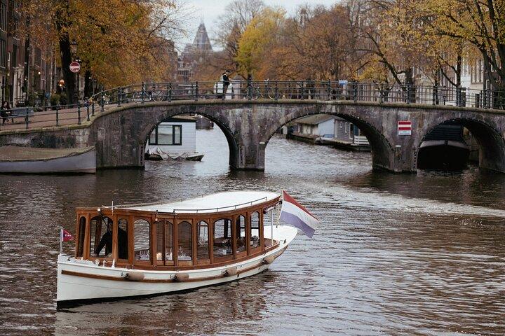 Small-Group Luxury Canal Cruise with Local Skipper