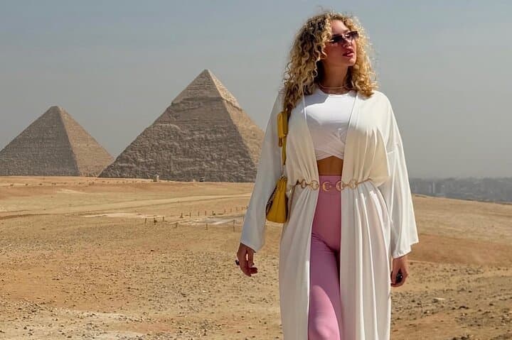 Luxury Pyramids Tour with Professional Photoshoot