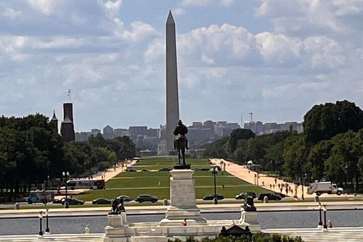 New York to Washington, D.C. Day Tour of Top Landmarks