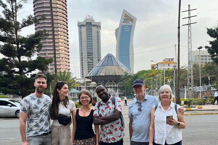 Nairobi Walking City Tour +pick-up