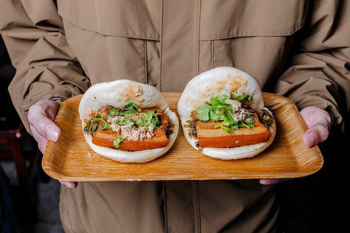 Taipei Tastes Food Tour with 12+ Tastings