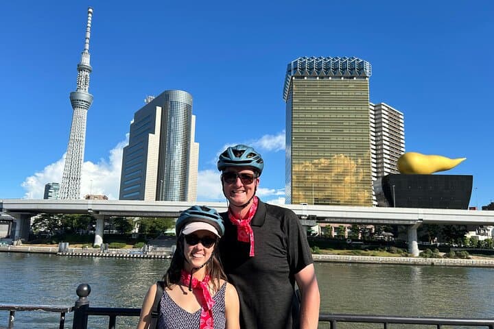 Asakusa Ryogoku and Local Streets Tokyo E-Bike Tour