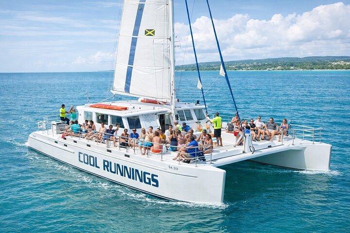 Ocho Rios Catamaran: Dunn's River Falls, Snorkeling & Open Bar