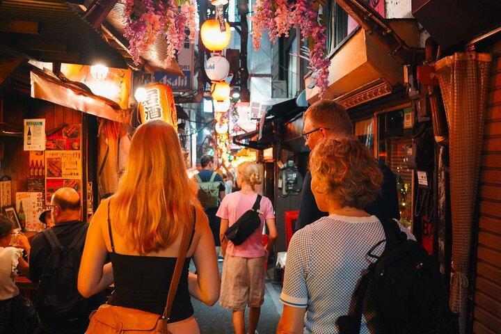 Tokyo Shinjuku Food Culture Tour 15 Dishes and 3 Drinks