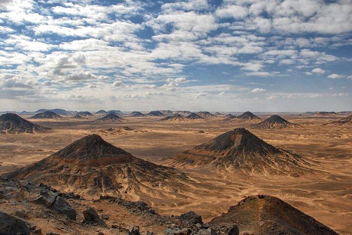 Black and White Desert 2 days Adventure