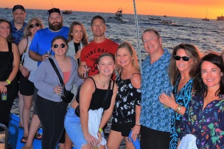 Los Cabos Sunset Cruise: Iconic Views, Group Joy, Food and Drink