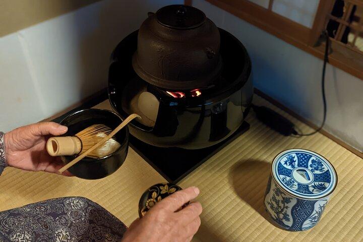 Nagano Zenkoji Temple Tour and Tea Ceremony Experience