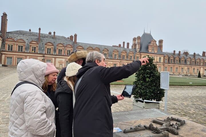 Fontainebleau Castle & Barbizon Half-Day Trip from Paris