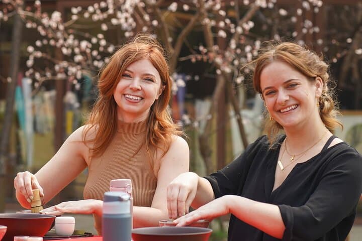 Tokyo Cherry Blossom Matcha Experience in Yoyogi Park (Shibuya)