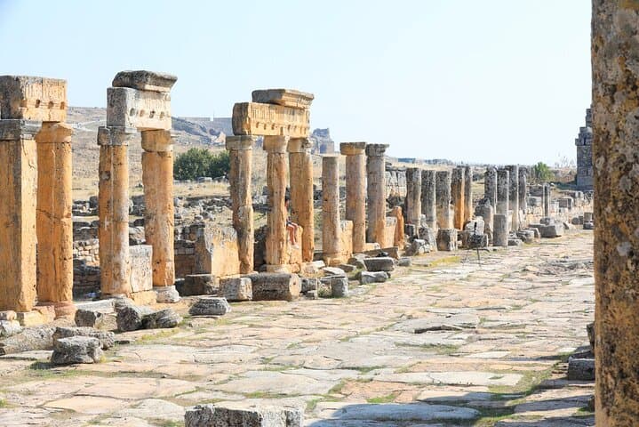 Semi-Private Tour to Pamukkale Travertines, Hierapolis with Lunch