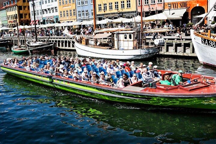 Private Copenhagen Walking and Boating Tour