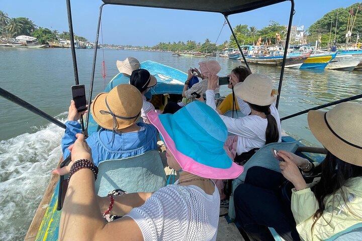 Sri Lanka 3 to 15 Days Tour with Driver | Sri Lankan Vibe Tours
