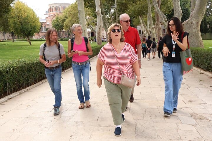 Topkapi Palace, Harem & Basilica Cistern Guided Walking Tour