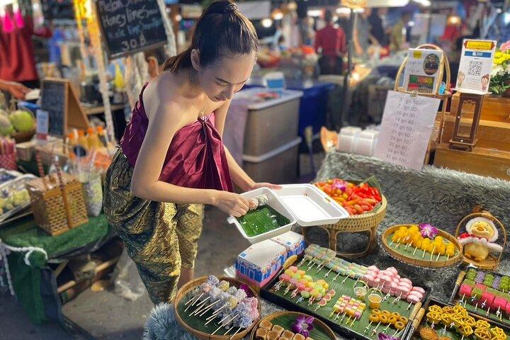 Ayutthaya 5 Temples and Night Market Day Tour from Bangkok