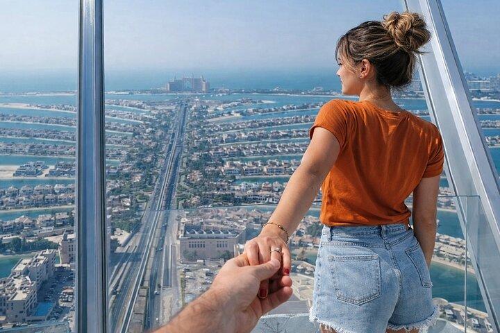 Dubai Sightseeing Tour with Admission to The Palm View Tower and Pickup