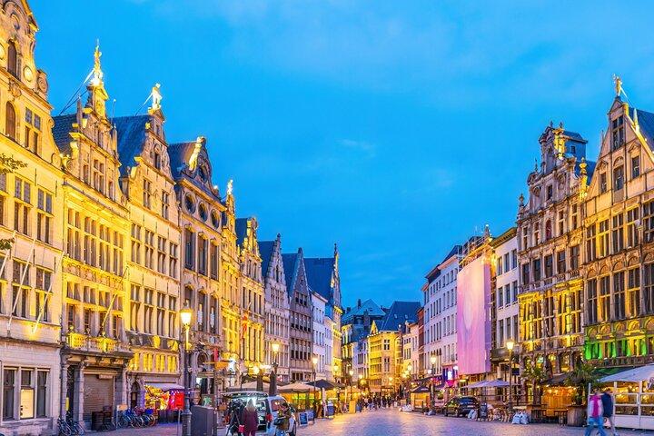 Antwerp Scavenger Hunt & Highlights Self-Guided Walking Tour