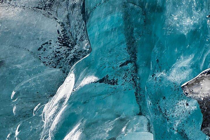 Bogdanovich Glacier tour with hotel pick up