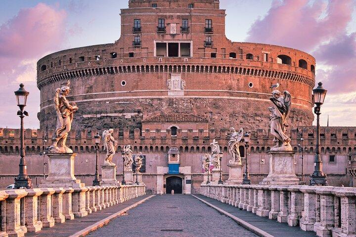 Rome Scavenger Hunt & Highlights Self-Guided Walking Tour