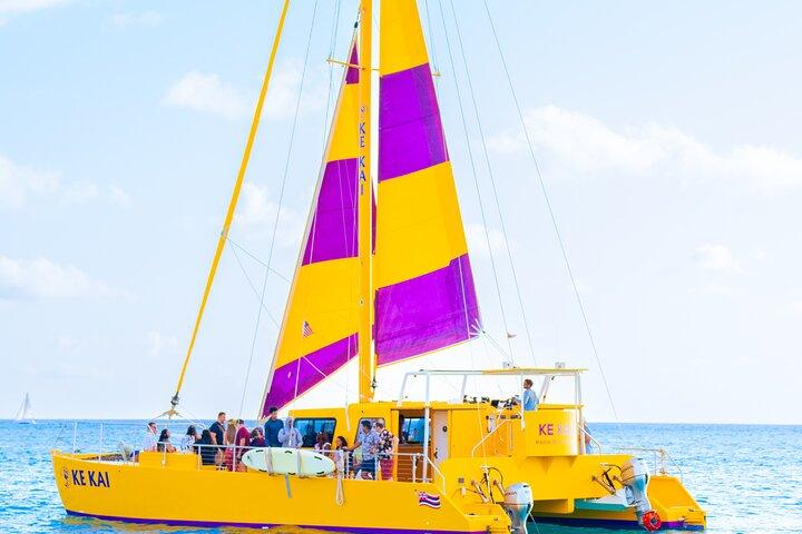 1-Hour Diamond Head Sail from Waikiki Beach on Ke Kai Catamaran