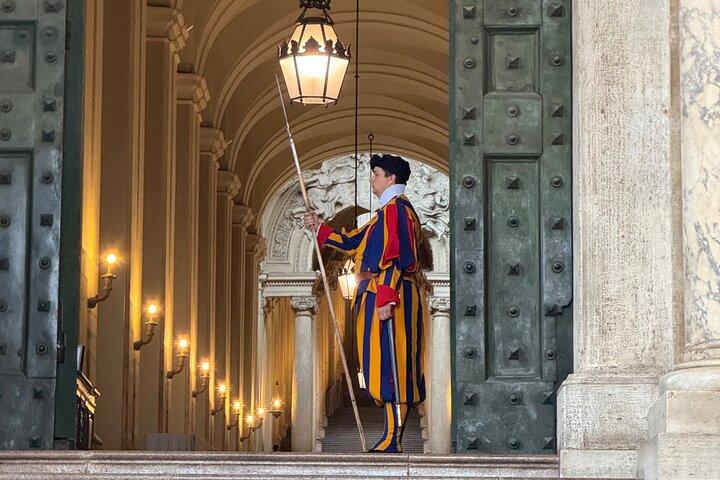 St. Peter's Basilica: Square, Dome & Papal Tombs - Skip the Line