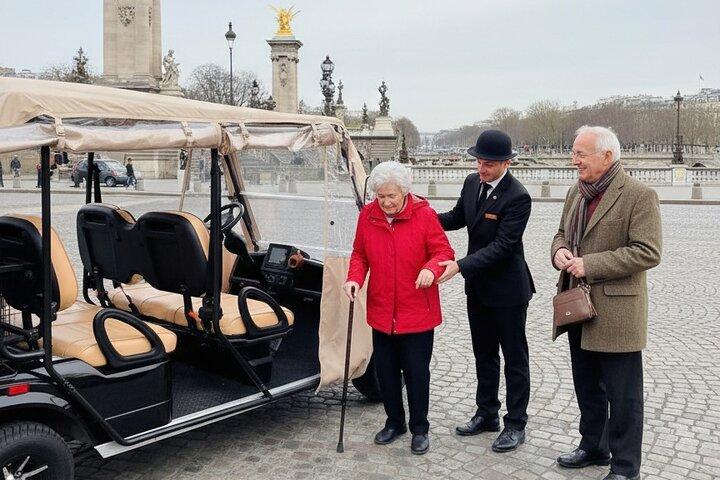 Private Paris Golf Cart Tour Effortless Sightseeing(Hotel Pickup)