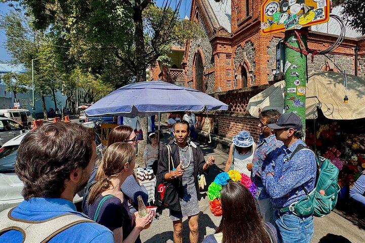 Mexico City: Coyoacan Tacos Tour & Optional Frida Kahlo Museum