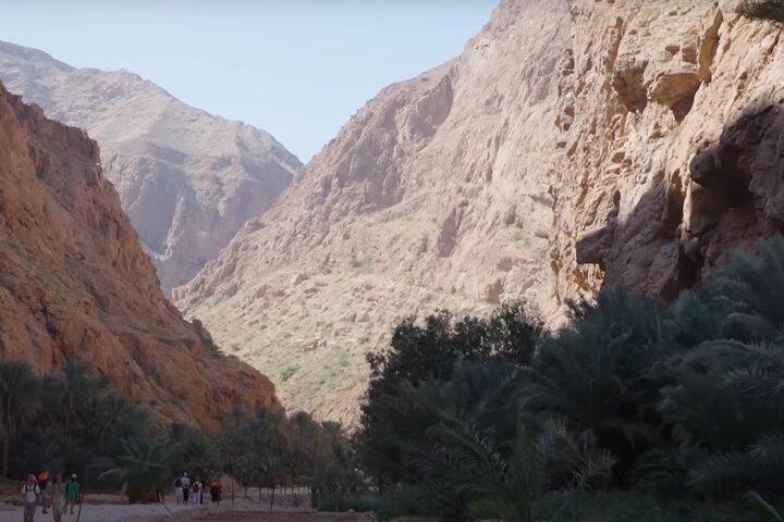 Wadi Shab and Bimmah Sinkhole Private full-day Tour